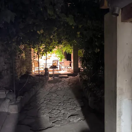 Casa Di Marko 105 M2 Garden Appartamento Rovigno