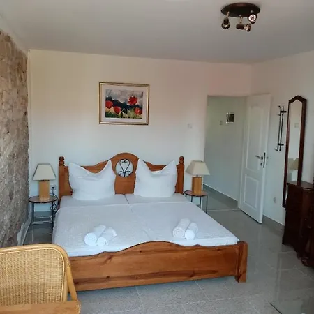 Casa Di Marko 105 M2 Garden Апартаменты Ровинь