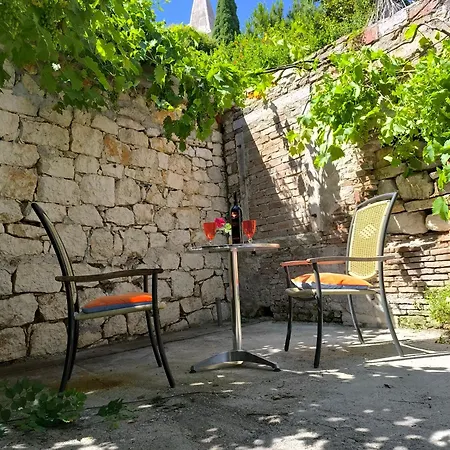 Апартаменты Casa Di Marko 105 M2 Garden Ровинь